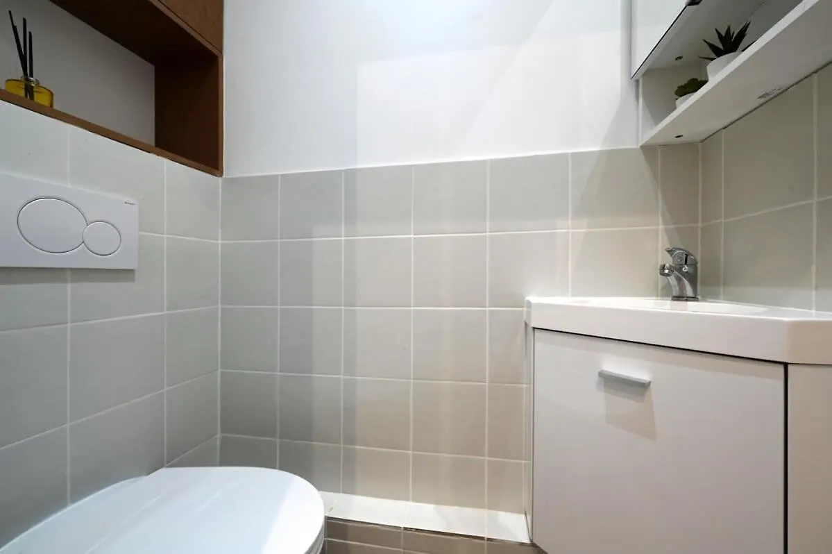 Fresh Large Studio For 4 Paris Apartment