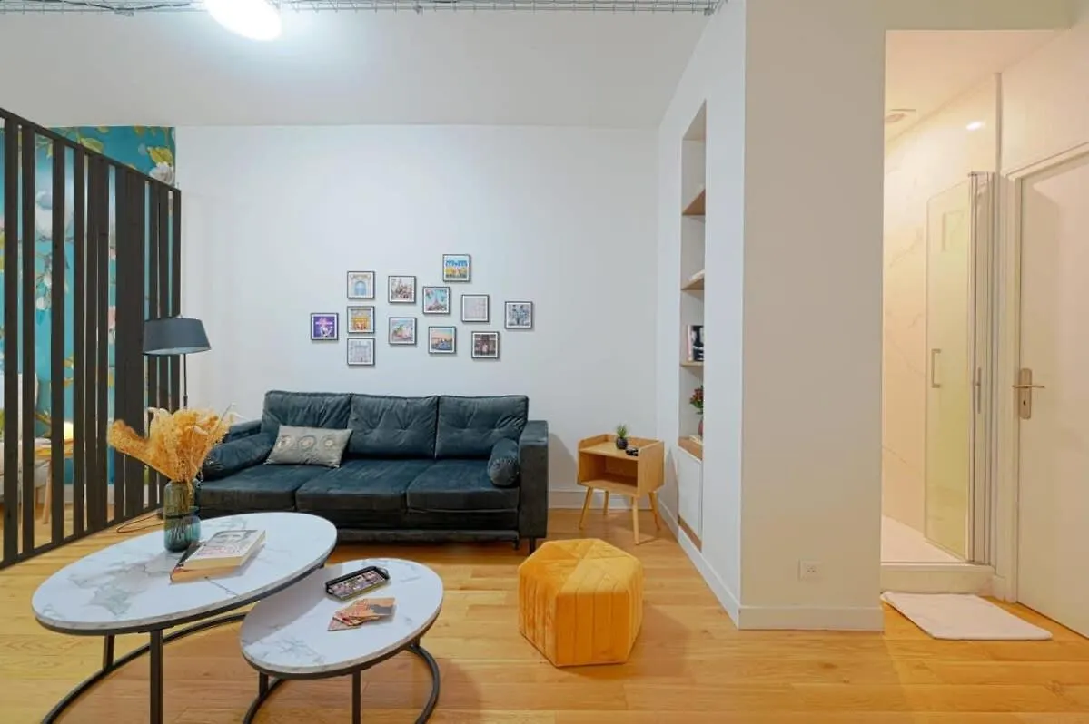 Apartment Fresh Large Studio For 4 Paris