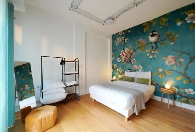 Fresh Large Studio For 4 Paris